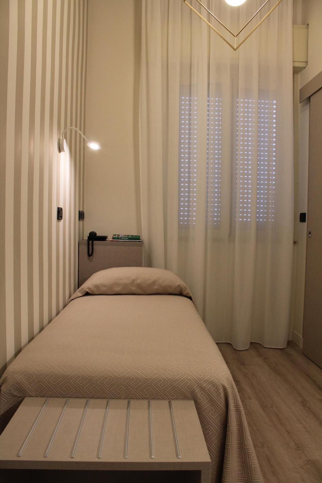 Hotel Piccinelli Rimini Extérieur photo