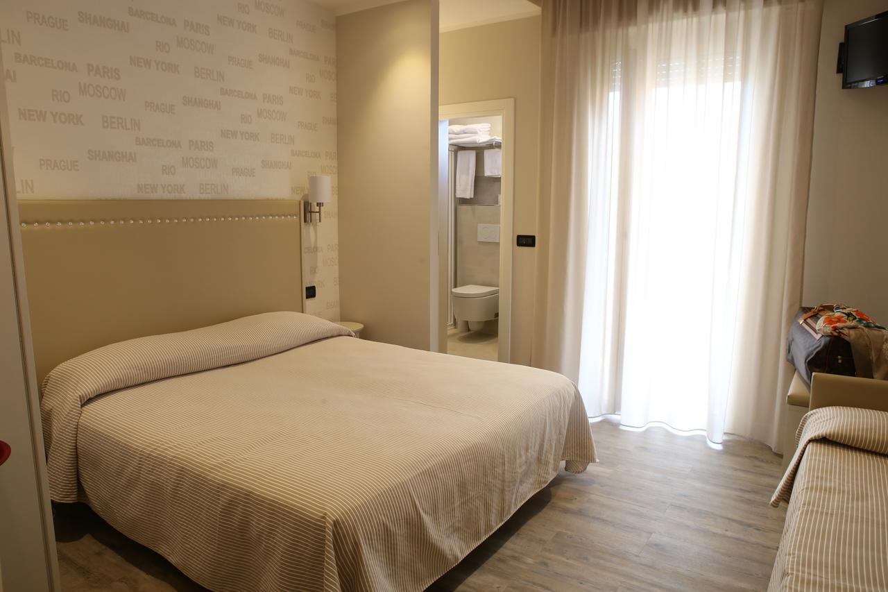 Hotel Piccinelli Rimini Extérieur photo