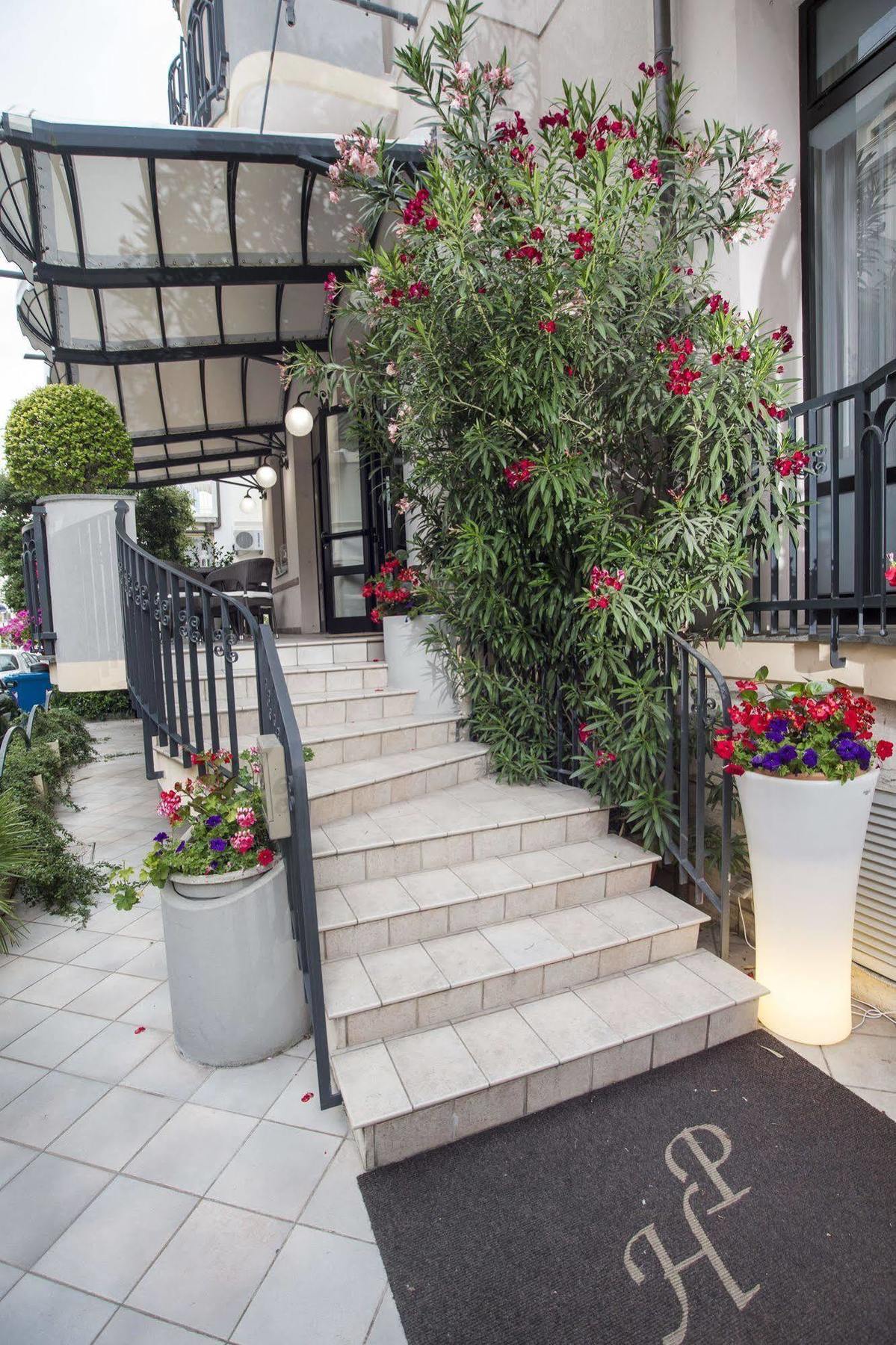 Hotel Piccinelli Rimini Extérieur photo